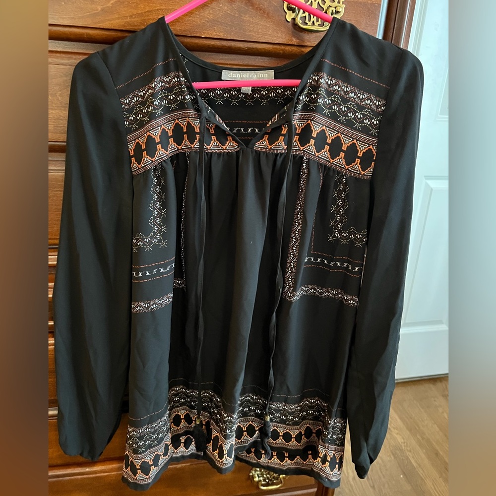 Bohemian flowy top with tassel detail